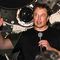 Мъск планира да пусне на борсата сателитния бизнес на SpaceX