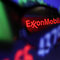 Shell и Exxon продават голяма нидерландска компания за добив на газ