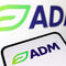 Търговецът на суровини ADM проверява счетоводството си, акциите му се сринаха с 24%