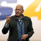 Шефът на Boeing Дейв Калхун се оттегля заради проблемите на компанията