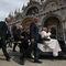 Снимка на деня: Папа Франциск посети Венеция